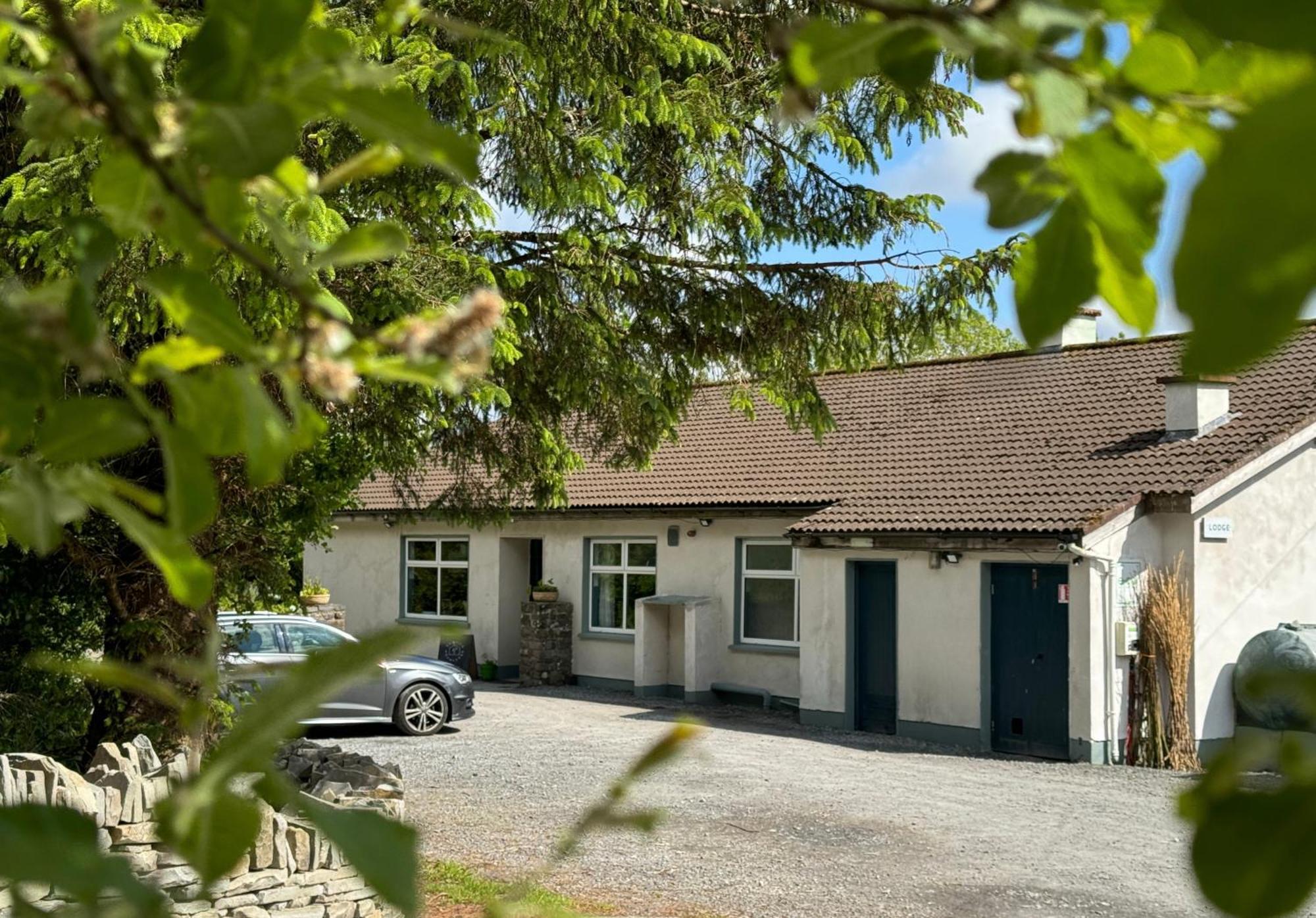 The Common Knowledge Centre Hostel Kilfenora Exterior foto